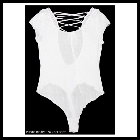 FREE PEOPLE WHITE BODYSUIT KNIT LACE UP TOP A2C - Picture 5 of 8